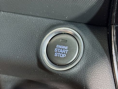 Used 2020 Hyundai Ioniq Limited image 21