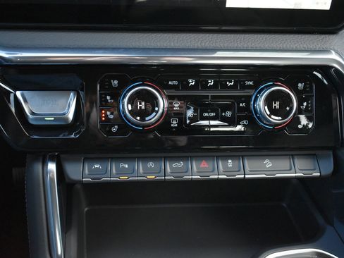 New 2026 GMC Sierra 1500 Denali w/ Technology Package image 31