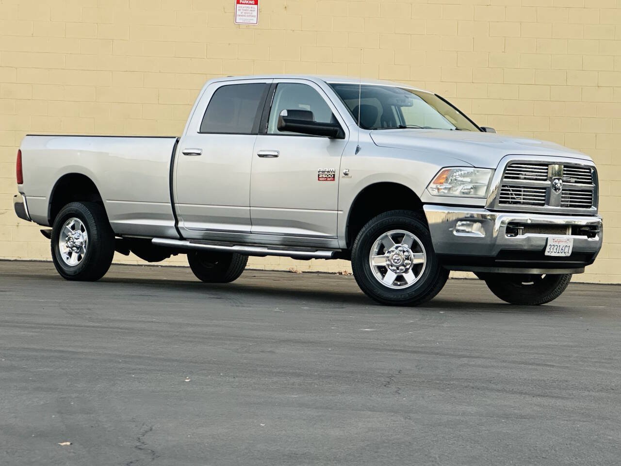 Used 2011 RAM 2500 Big Horn AWD/4WD image 2