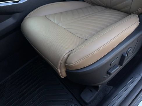 Certified 2026 Kia Sorento SX Prestige w/ Olive Brown Leather Package AWD/4WD image 23