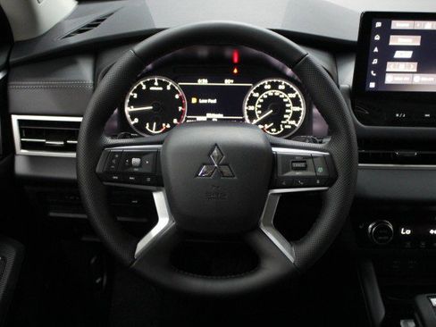 New 2026 Mitsubishi Outlander Trail Edition image 21
