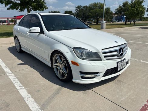 Used 2013 Mercedes-Benz C 300 4MATIC Sedan image 3