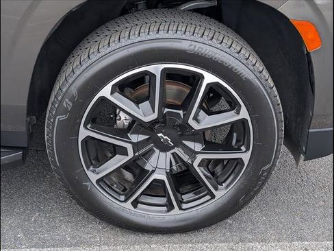 Used 2021 Chevrolet Tahoe RST w/ Luxury Package image 27