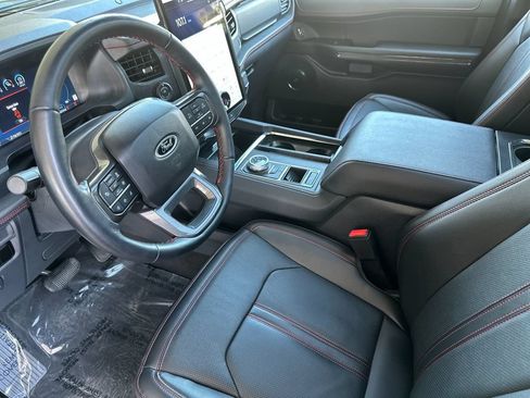 Certified 2024 Ford Expedition Limited RWD image 9