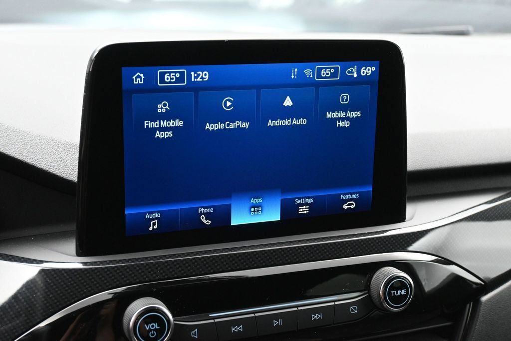 Used 2025 Ford Escape ST-Line Select AWD/4WD image 17
