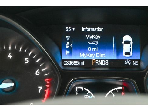 Used 2019 Ford Escape Titanium image 34