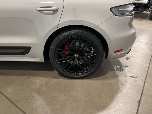 Used 2023 Porsche Macan GTS AWD/4WD image 44