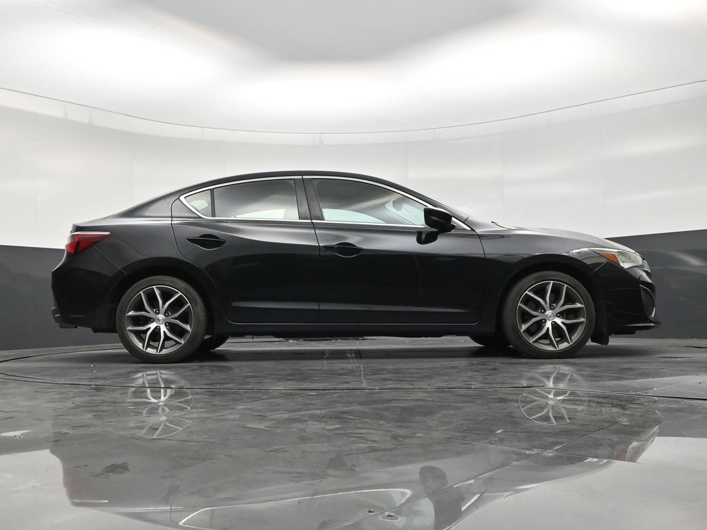 Used 2019 Acura ILX w/ Premium Package FWD image 24