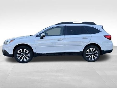 Used 2016 Subaru Outback 2.5i Limited AWD/4WD image 2