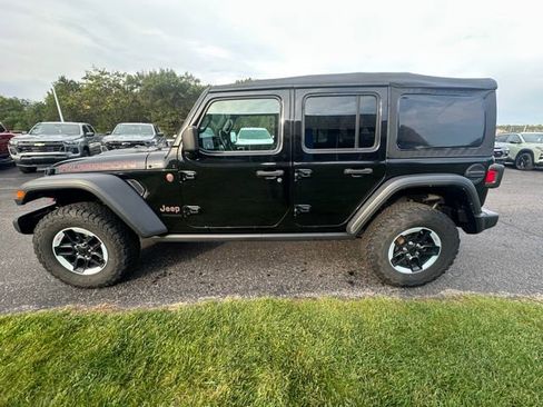 Used 2022 Jeep Wrangler Unlimited Rubicon AWD/4WD image 8