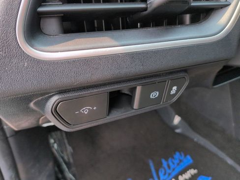 Used 2025 Kia K4 FWD image 23