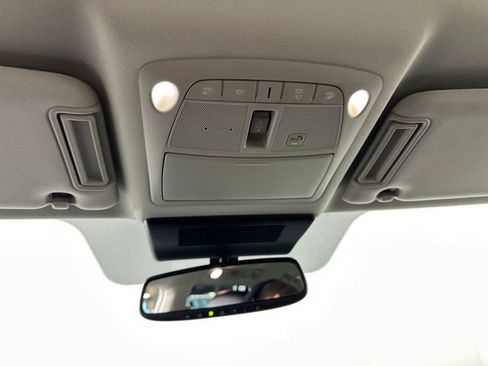 Used 2024 Nissan Armada SL w/ Captain's Chairs Package image 25