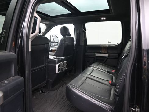 Used 2018 Ford F150 Lariat w/ Equipment Group 502A Luxury AWD/4WD image 25