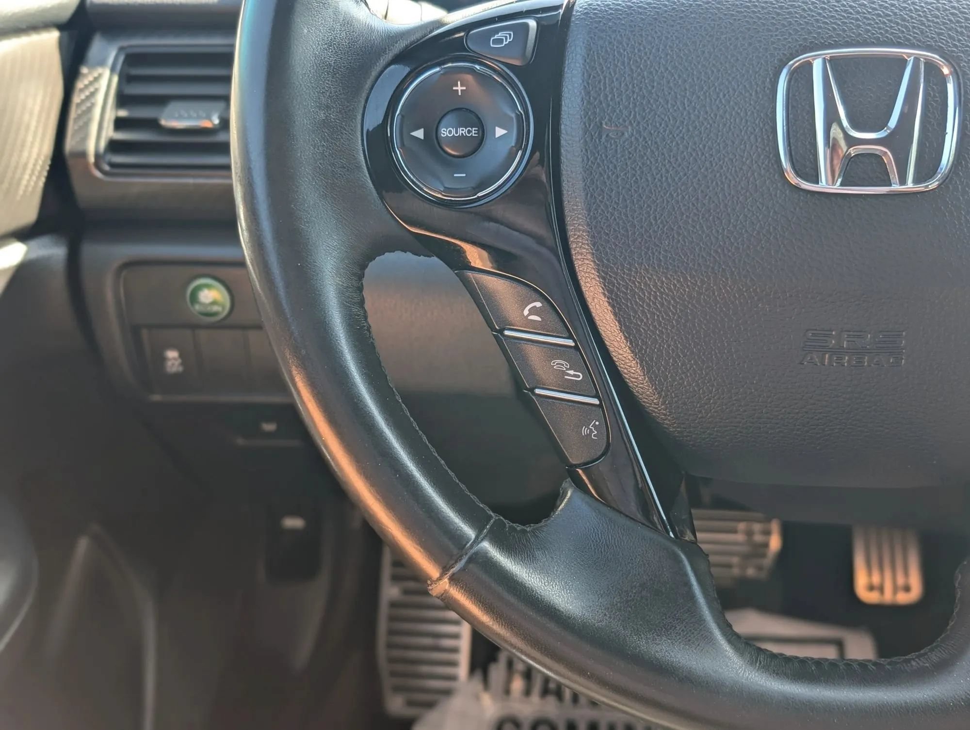Used 2016 Honda Accord Sport image 29