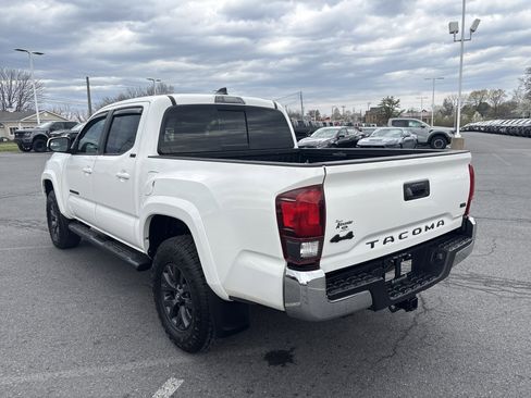 Used 2021 Toyota Tacoma SR5 image 8