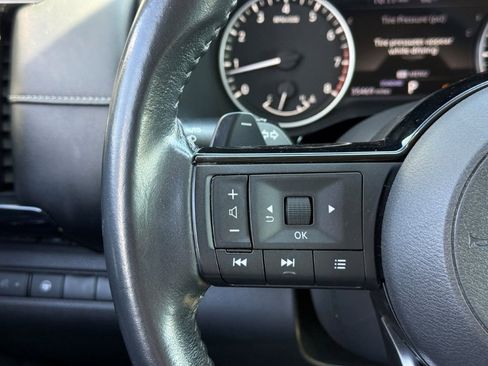 Used 2022 Nissan Pathfinder SV FWD image 33