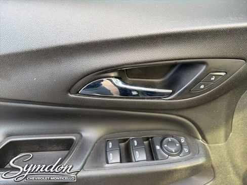 Used 2020 Chevrolet Equinox LT FWD image 15