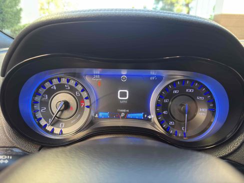 Used 2018 Chrysler 300 S w/ 300S Premium Group image 43