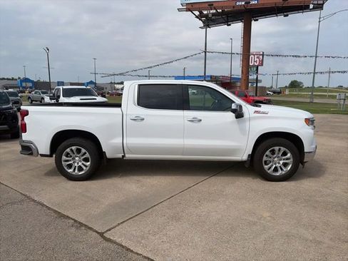 Used 2026 Chevrolet Silverado 1500 LTZ AWD/4WD image 7