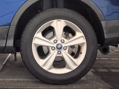 Used 2014 Ford Escape SE FWD image 12