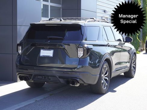 Used 2022 Ford Explorer ST AWD/4WD image 2