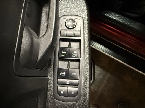 Used 2019 RAM 1500 Tradesman w/ Tradesman SXT Package image 14