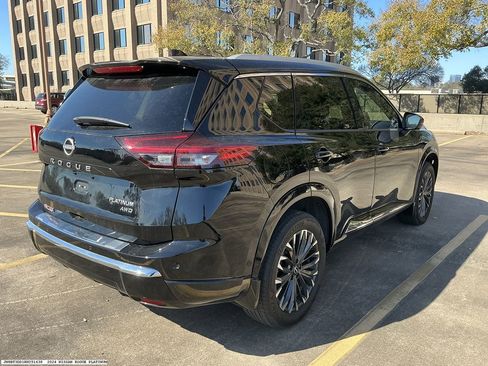 Used 2024 Nissan Rogue Platinum w/ Platinum Premium Package image 6