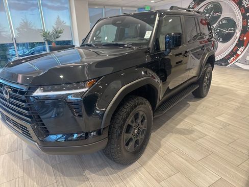 Certified 2025 Lexus GX 550 image 3