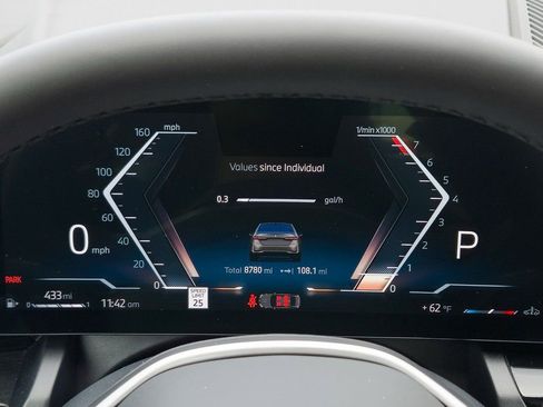 Certified 2025 BMW 530i image 16