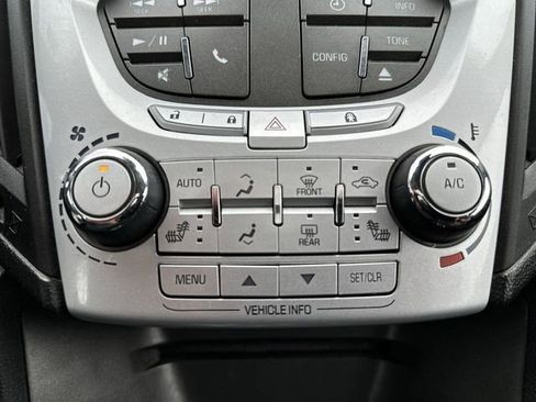 Used 2015 Chevrolet Equinox LT w/ Chrome Appearance Package image 19