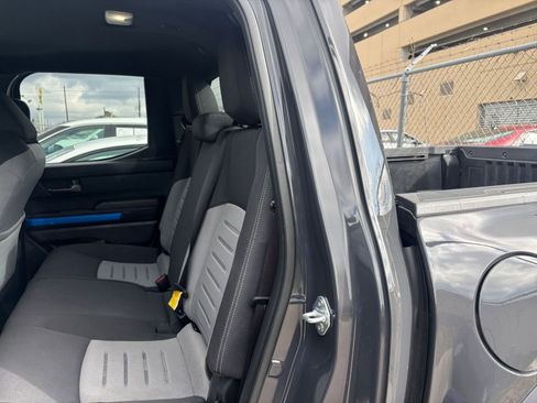 Used 2025 Toyota Tacoma TRD Off-Road image 36