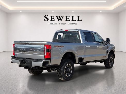 Used 2024 Ford F250 Platinum w/ Tremor Off-Road Package AWD/4WD image 4