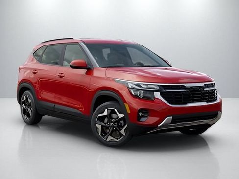Used 2025 Kia Seltos S FWD image 8