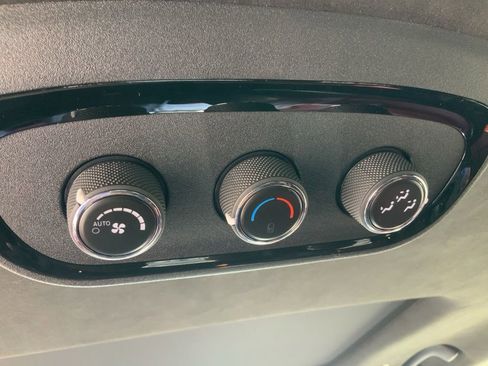 Used 2023 Dodge Durango SRT Hellcat AWD/4WD image 18