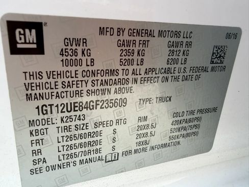 Used 2016 GMC Sierra 2500 Denali w/ Duramax Plus Package AWD/4WD image 20