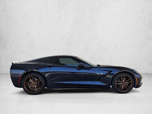 Used 2015 Chevrolet Corvette Stingray Coupe image 4