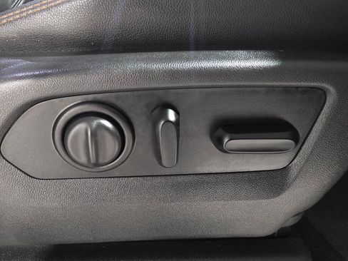 Used 2021 GMC Sierra 1500 AT4 w/ AT4 Value Package image 27