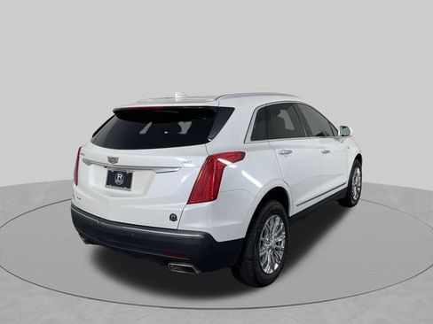 Used 2018 Cadillac XT5 Luxury w/ Driver Awareness Package AWD/4WD image 13