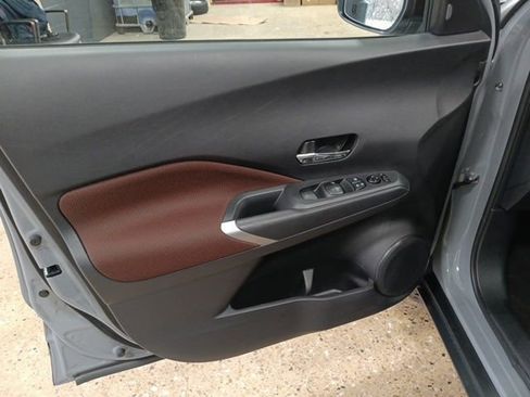 Certified 2023 Nissan Kicks SR image 10