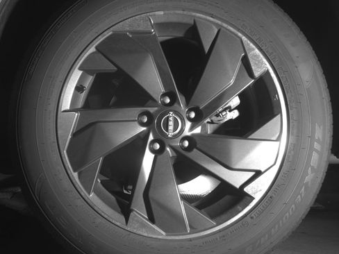 Used 2025 Nissan Rogue SV image 14