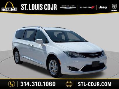 Used 2019 Chrysler Pacifica Touring-L Plus w/ Tire & Wheel Group