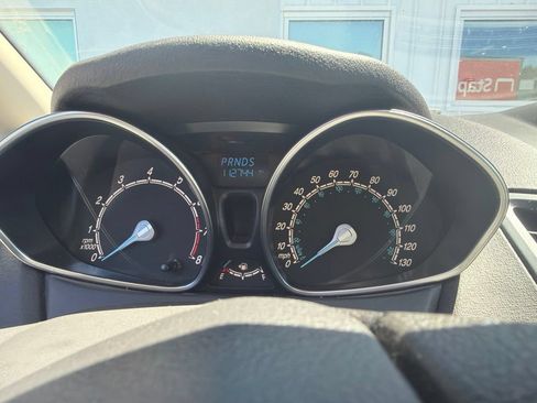 Used 2015 Ford Fiesta SE w/ Comfort Package FWD image 11