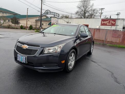 Used 2014 Chevrolet Cruze LT image 4