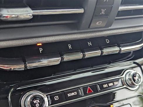 Used 2021 Lincoln Corsair FWD image 12