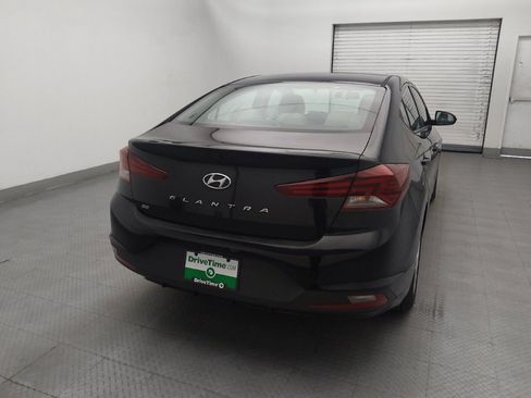 Used 2019 Hyundai Elantra SE FWD image 7