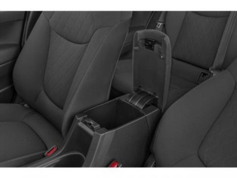 New 2022 Toyota Corolla Cross LE image 16