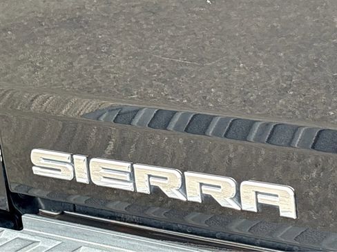 Used 2017 GMC Sierra 1500 SLT AWD/4WD image 22
