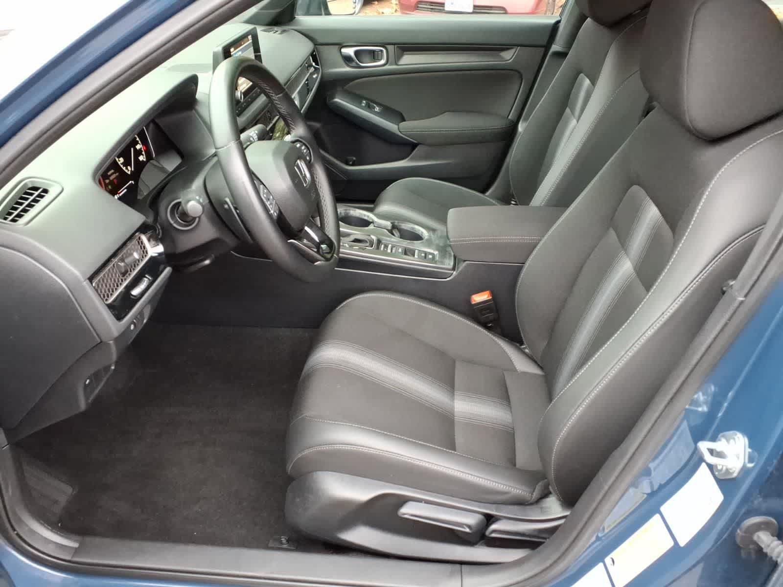 Used 2025 Honda Civic Sport image 14