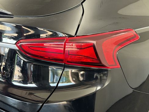 Used 2020 Hyundai Santa Fe SEL image 34