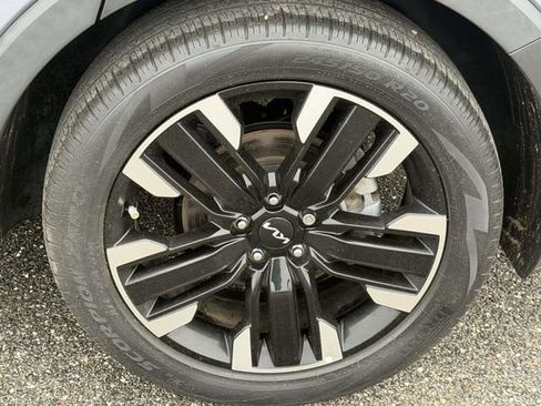 Used 2023 Kia Telluride SX FWD image 18